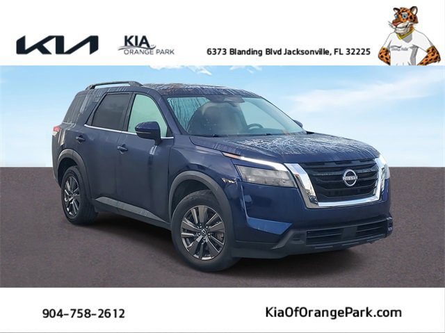 Used 2024 Nissan Pathfinder SV
