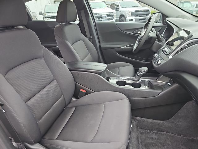 Used 2025 Chevrolet Malibu LT image 10