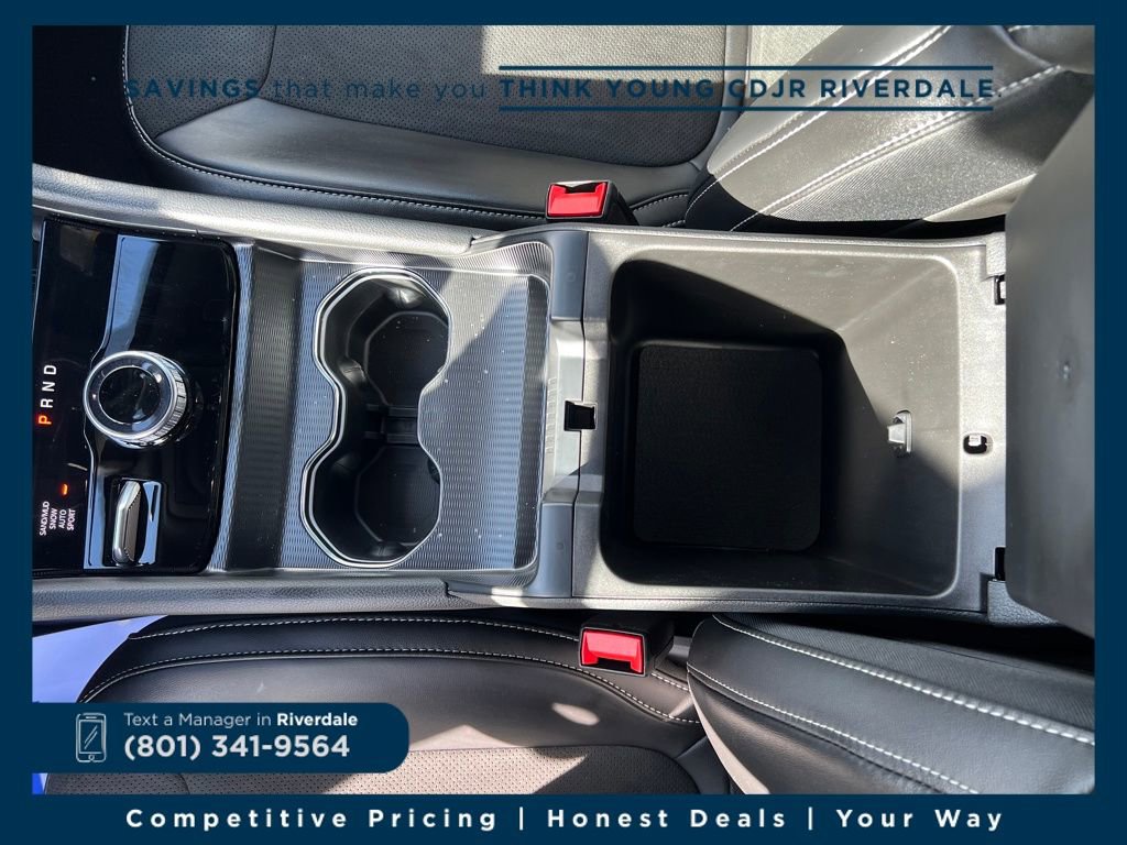 New 2026 Jeep Grand Cherokee Altitude image 25