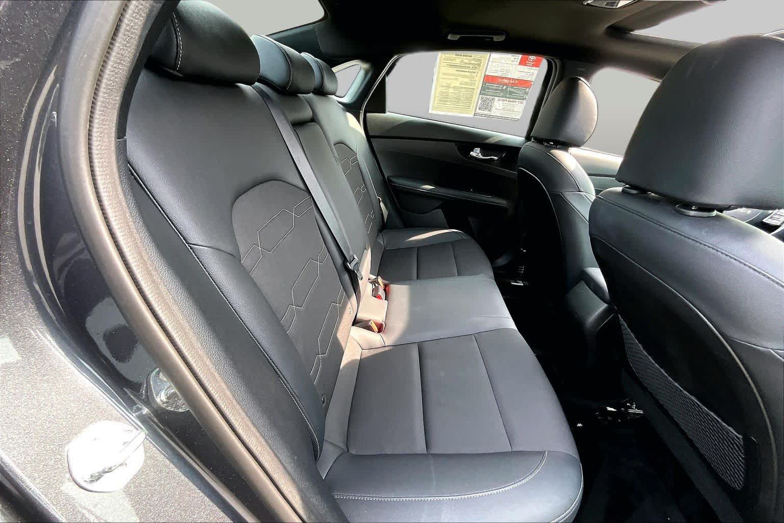 Used 2022 Kia Forte GT-Line w/ GT-Line Premium Package FWD image 21