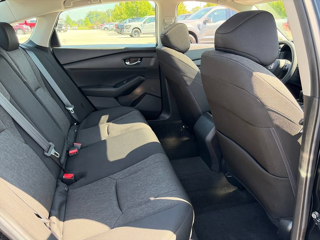 Used 2024 Honda Accord EX image 31