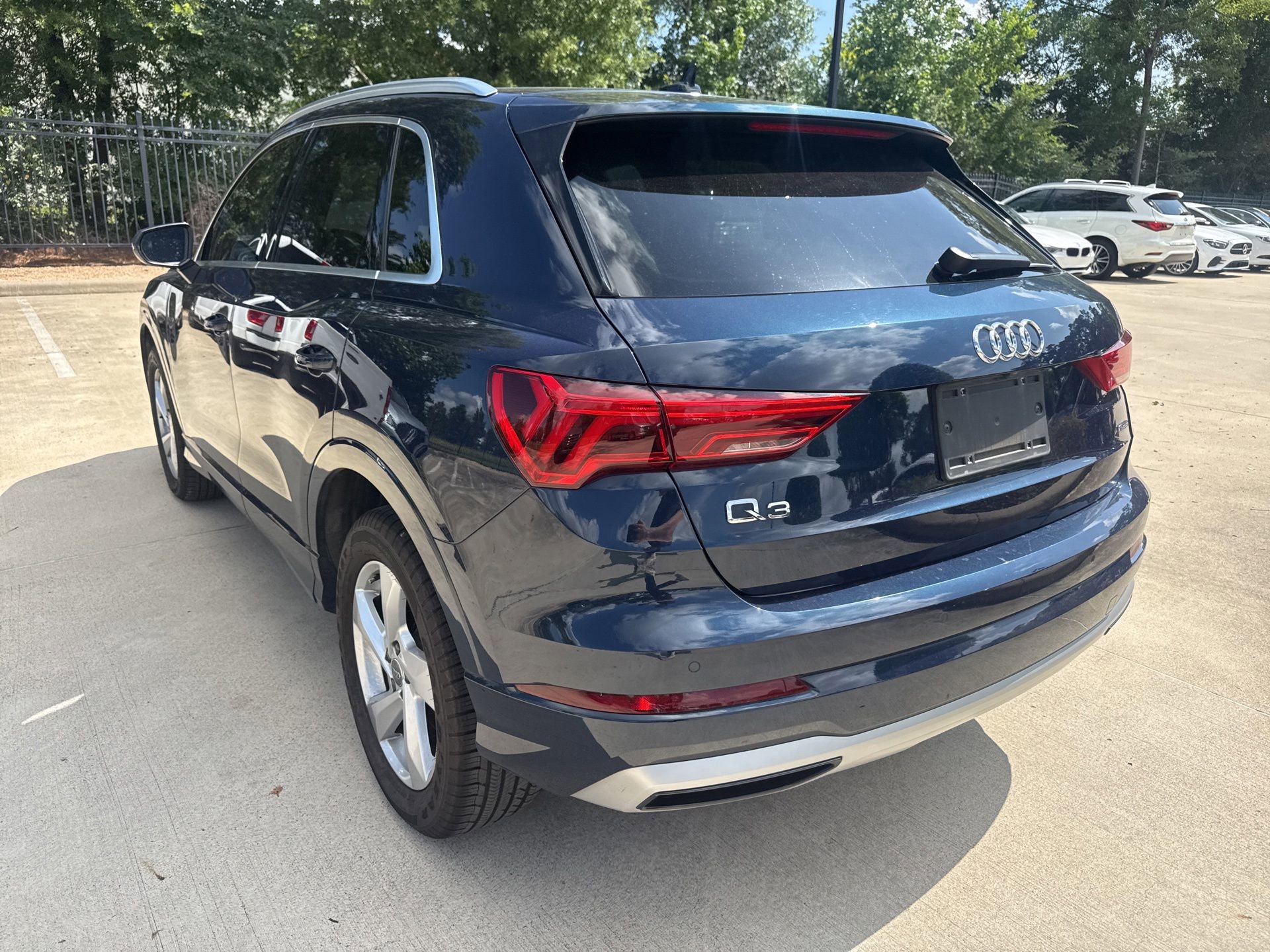 Used 2019 Audi Q3 2.0T Premium Plus AWD/4WD image 6