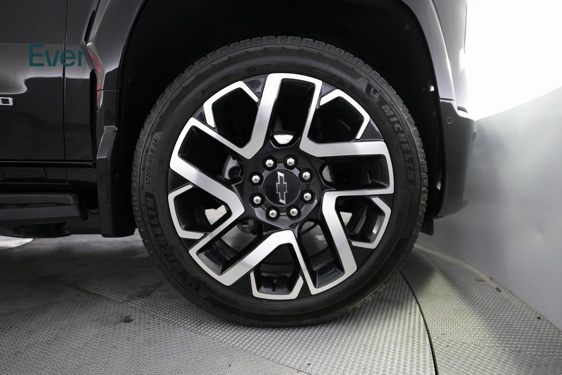 Used 2024 Chevrolet Silverado EV RST image 11