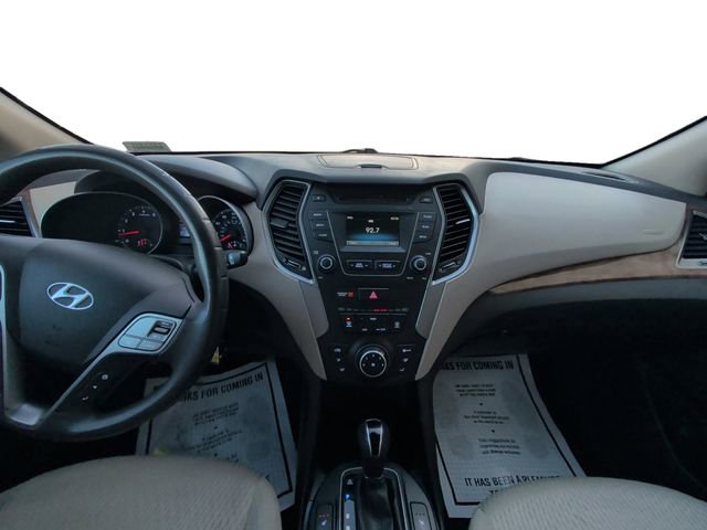 Used 2015 Hyundai Santa Fe GLS image 11