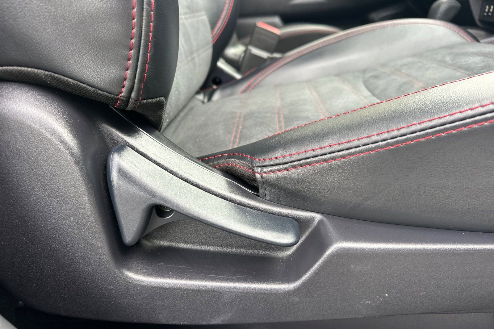 Used 2024 Mitsubishi Outlander Sport SE image 22