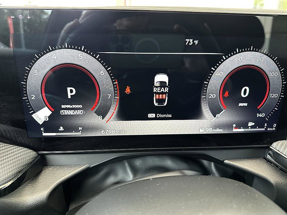 Certified 2025 Nissan Kicks SR FWD image 18