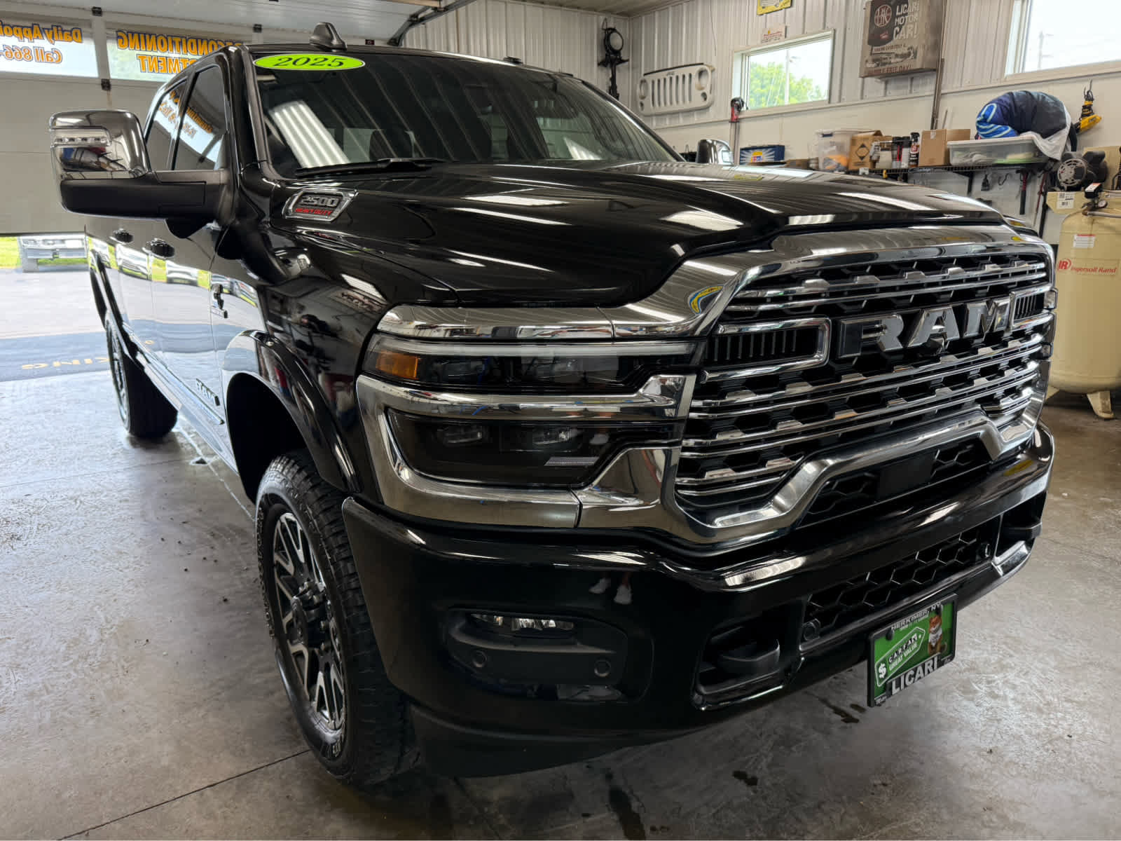 Used 2025 RAM 2500 Limited image 3