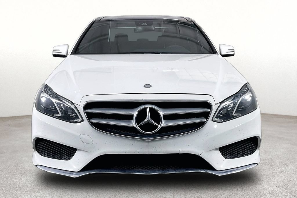 Used 2015 Mercedes-Benz E 400 Sedan image 4