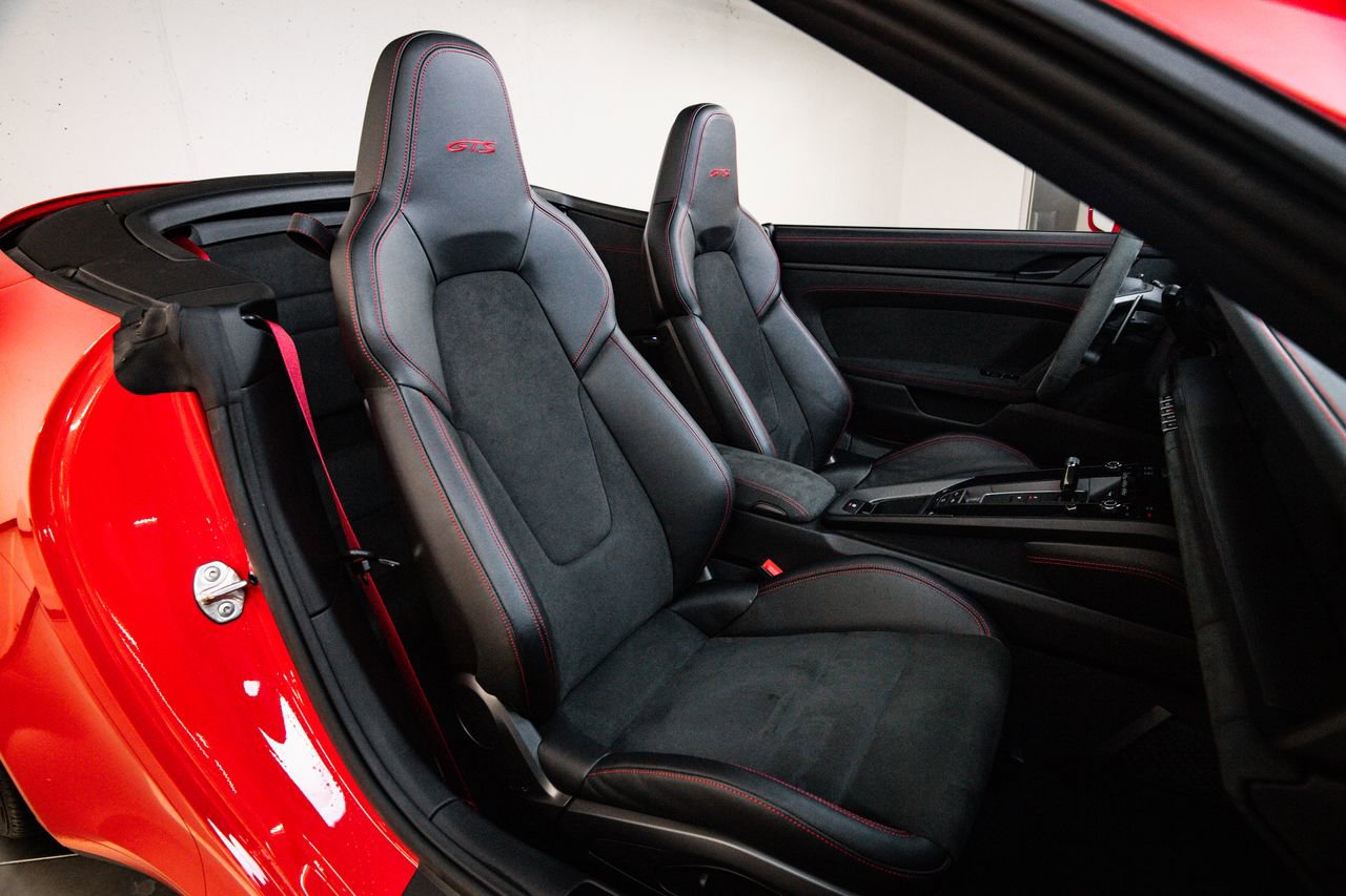 Certified 2023 Porsche 911 Carrera GTS RWD image 29