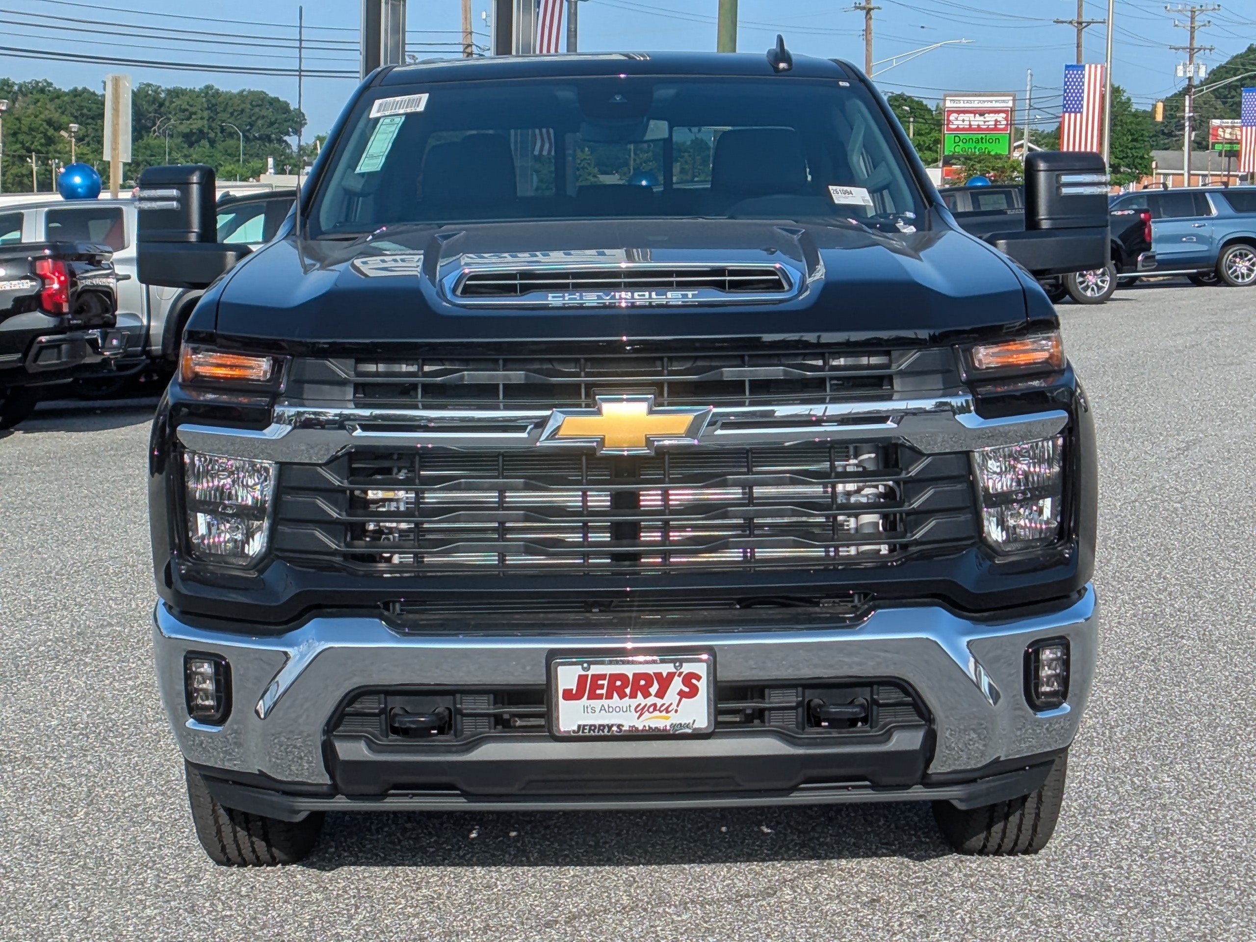 New 2026 Chevrolet Silverado 2500 LT w/ Leather Package AWD/4WD image 2