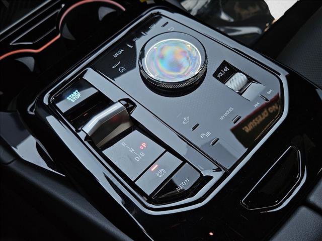 Certified 2025 BMW i5 eDrive40i w/ Premium Package image 17