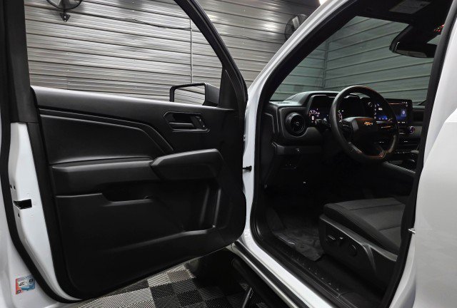 Used 2024 Chevrolet Colorado W/T w/ WT Convenience Package II AWD/4WD image 31