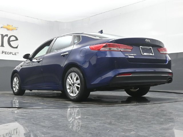Used 2018 Kia Optima LX FWD image 5