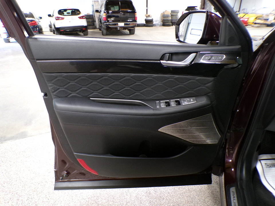 Used 2020 Hyundai Palisade Limited image 10