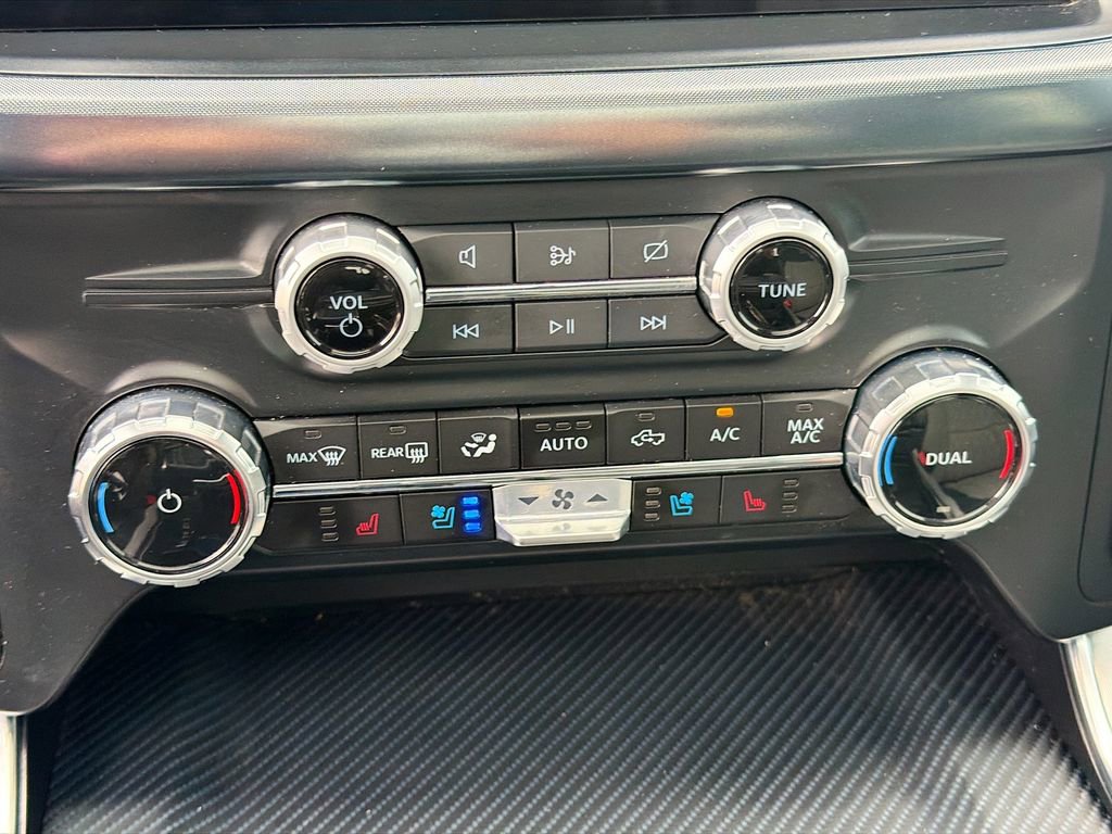 Used 2023 Ford F150 Limited image 33