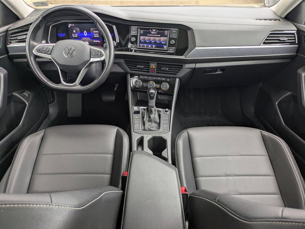 Used 2023 Volkswagen Jetta SE FWD image 14