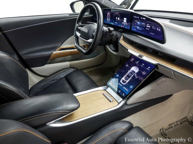Used 2023 Lucid Air Touring image 30