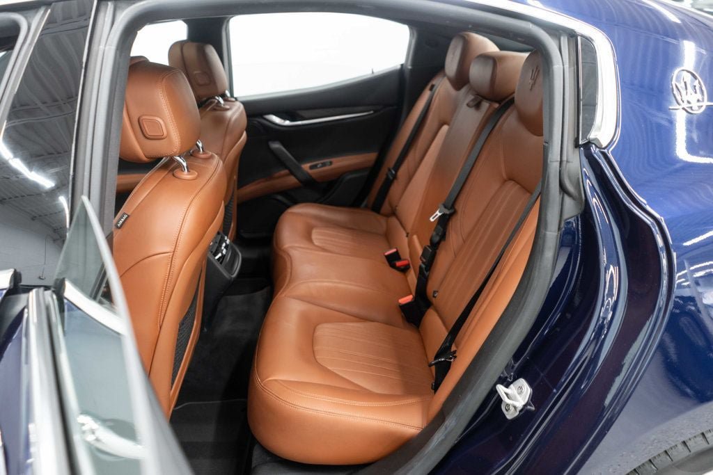 Used 2018 Maserati Ghibli S GranLusso RWD image 14