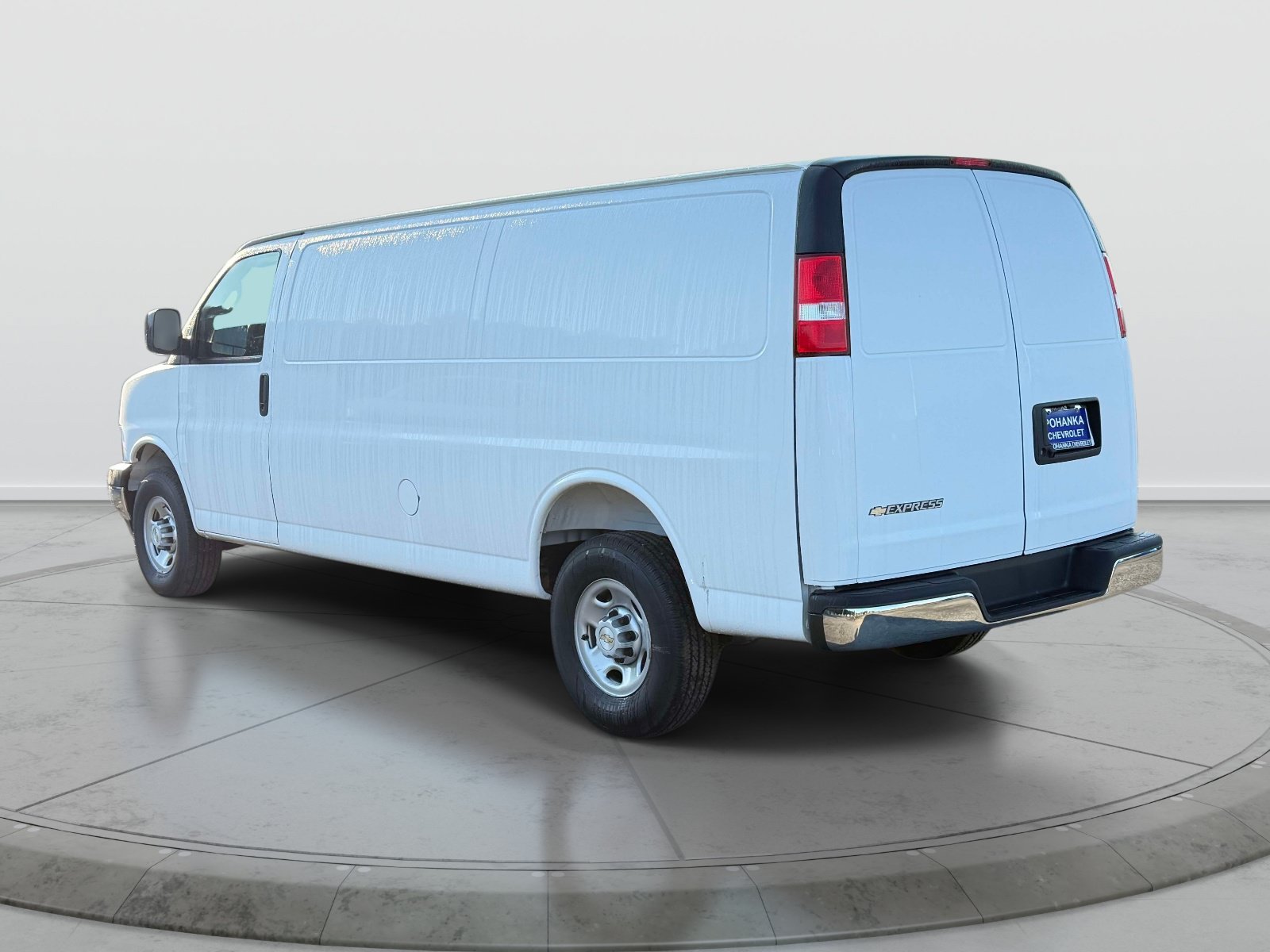New 2026 Chevrolet Express 2500 Extended w/ Driver Convenience Package RWD image 4