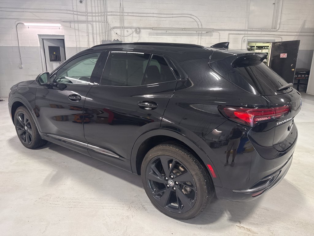 Used 2023 Buick Envision Essence w/ Sport Touring Package FWD image 44