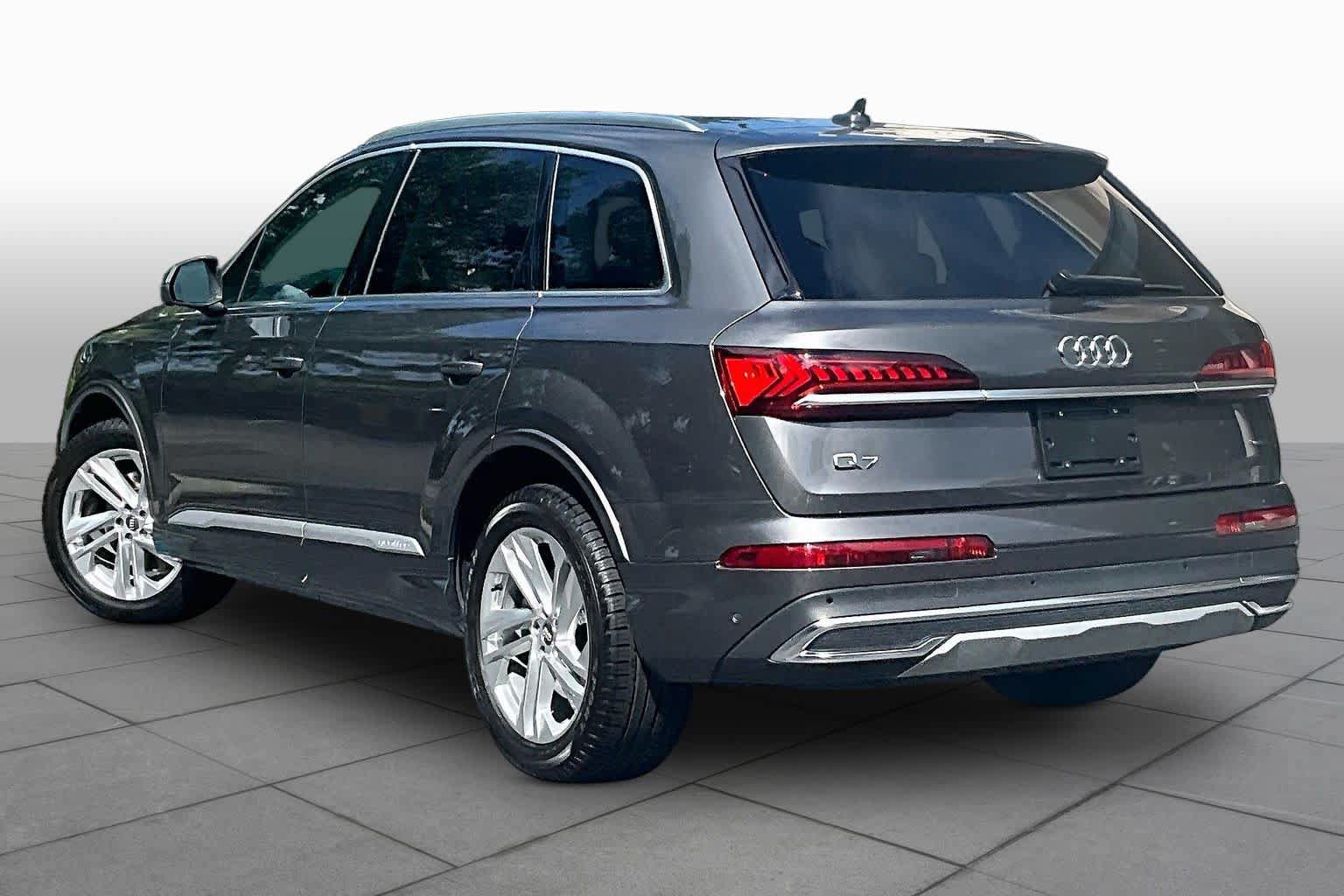 Used 2020 Audi Q7 3.0T Premium Plus AWD/4WD image 12