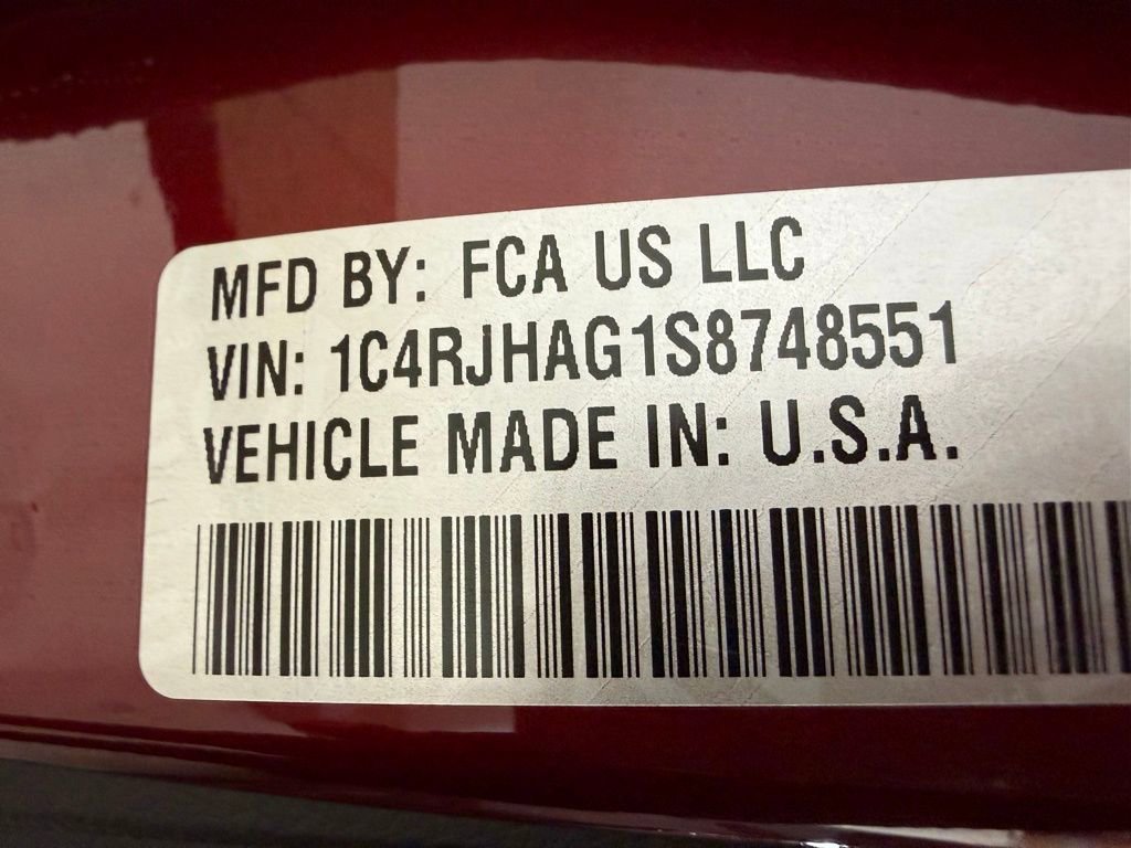 Certified 2025 Jeep Grand Cherokee Laredo X w/ Luxury Tech Group I image 23