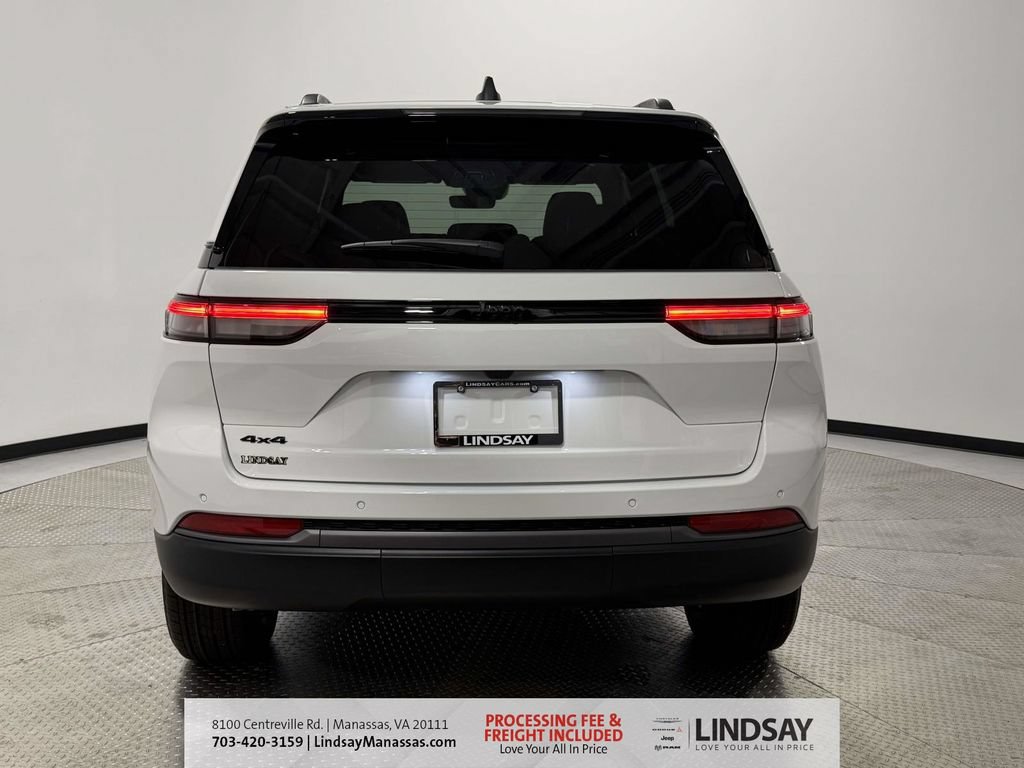 New 2026 Jeep Grand Cherokee Altitude AWD/4WD image 6