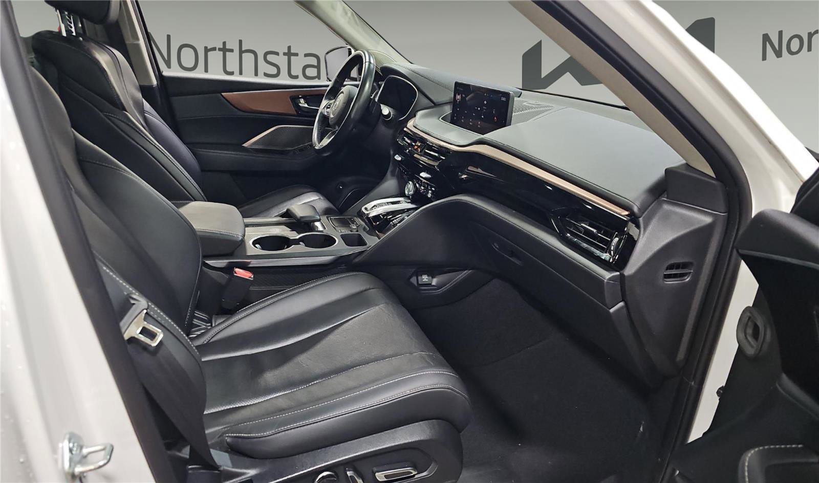 Used 2022 Acura MDX SH-AWD w/ Technology Package image 7