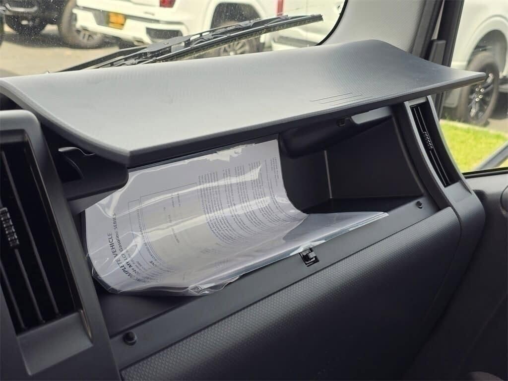 New 2024 Chevrolet Low Cab Forward image 26