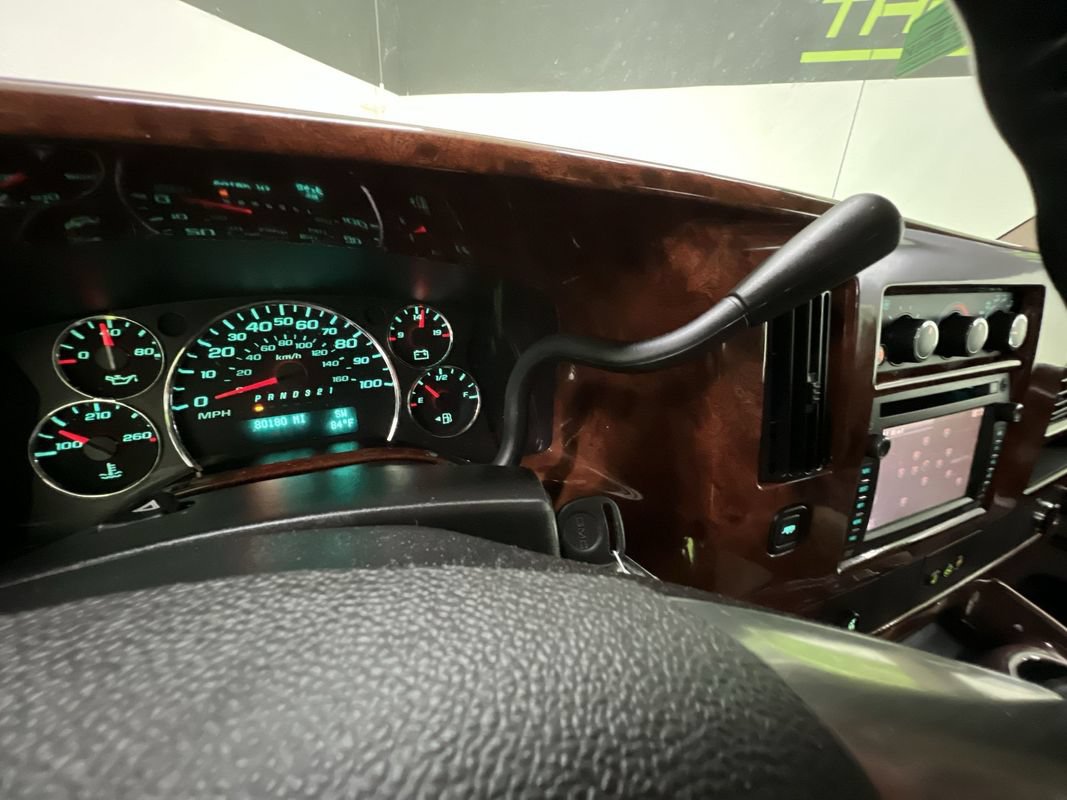 Used 2014 GMC Savana 1500 RWD image 25