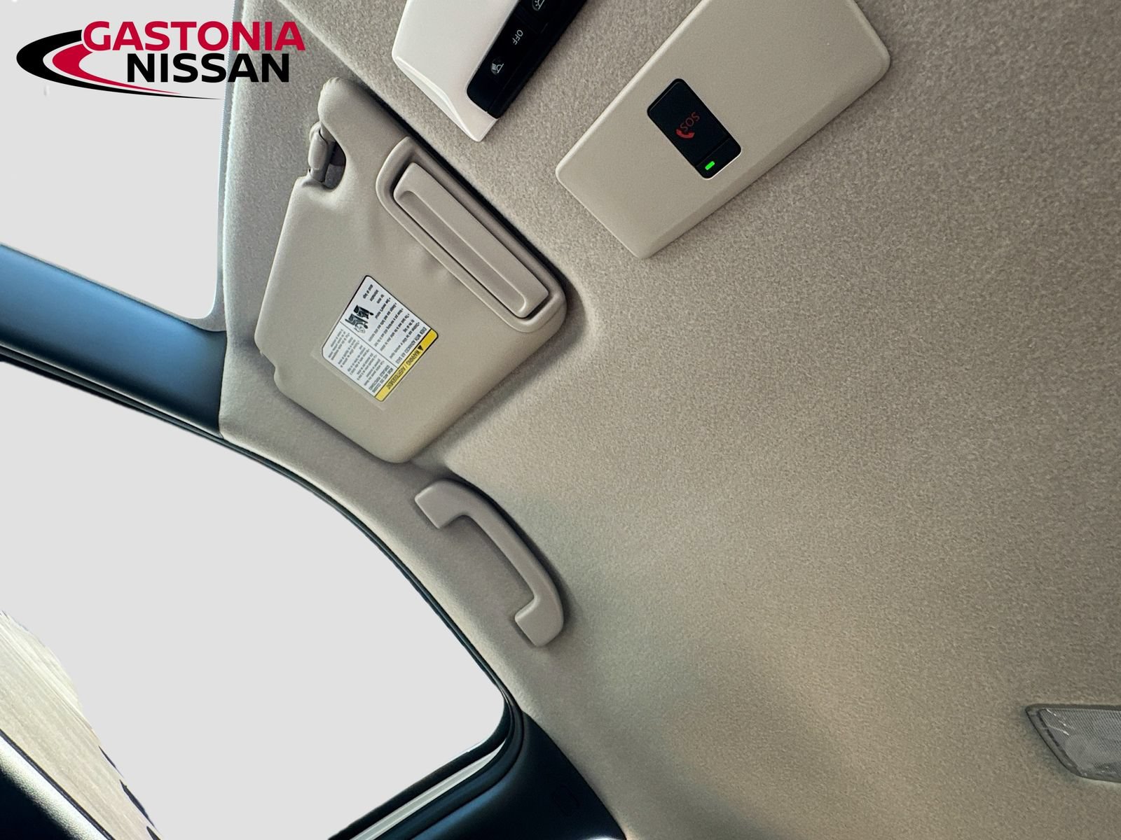Used 2024 Nissan Kicks SR FWD image 27
