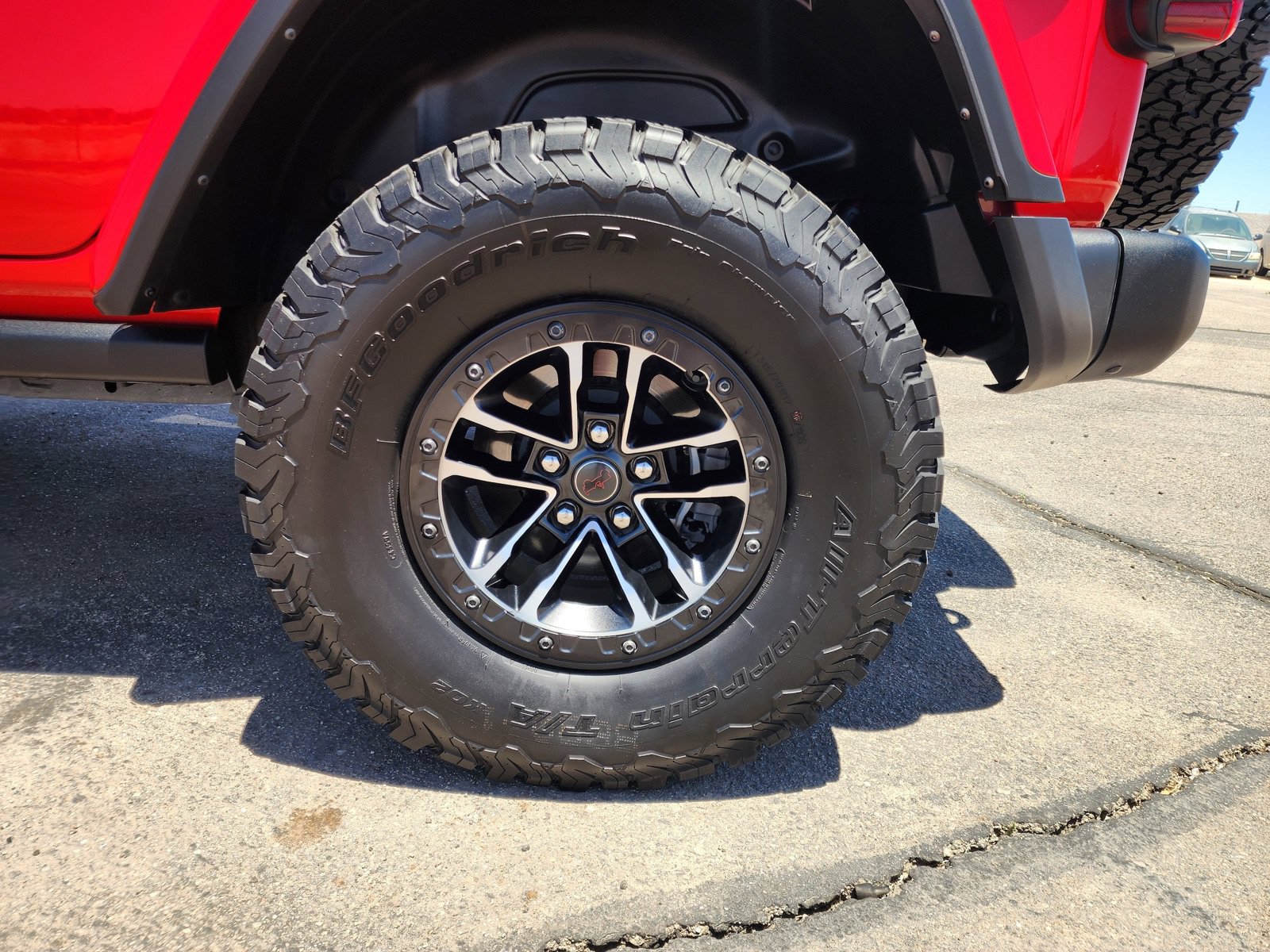 Used 2024 Jeep Wrangler Unlimited Rubicon AWD/4WD image 8