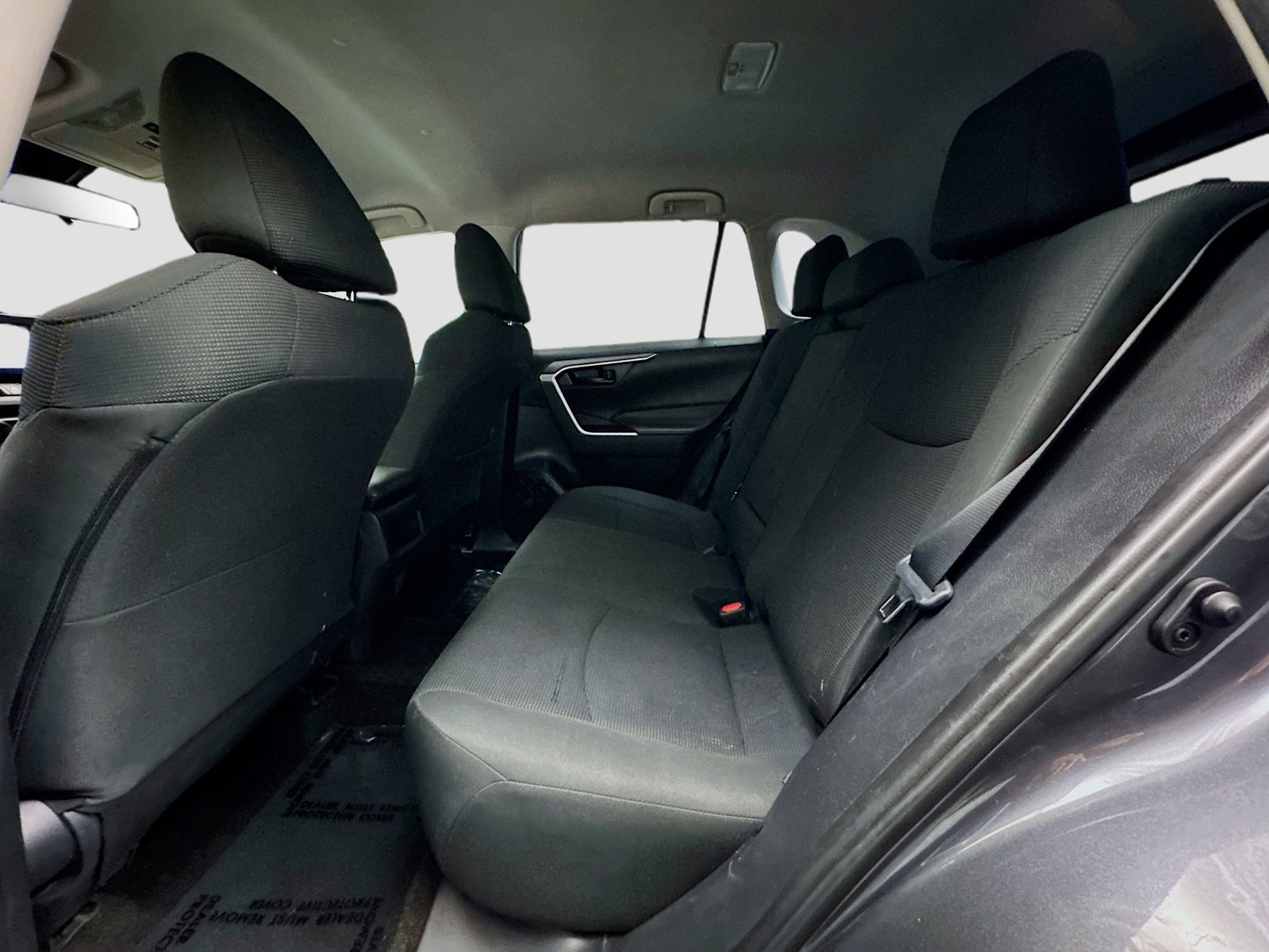 Used 2019 Toyota RAV4 LE w/ Carpet Mat Package image 15