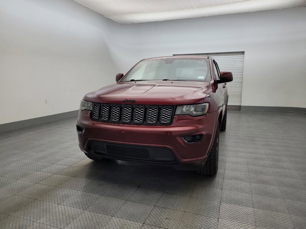 Used 2018 Jeep Grand Cherokee Altitude image 15