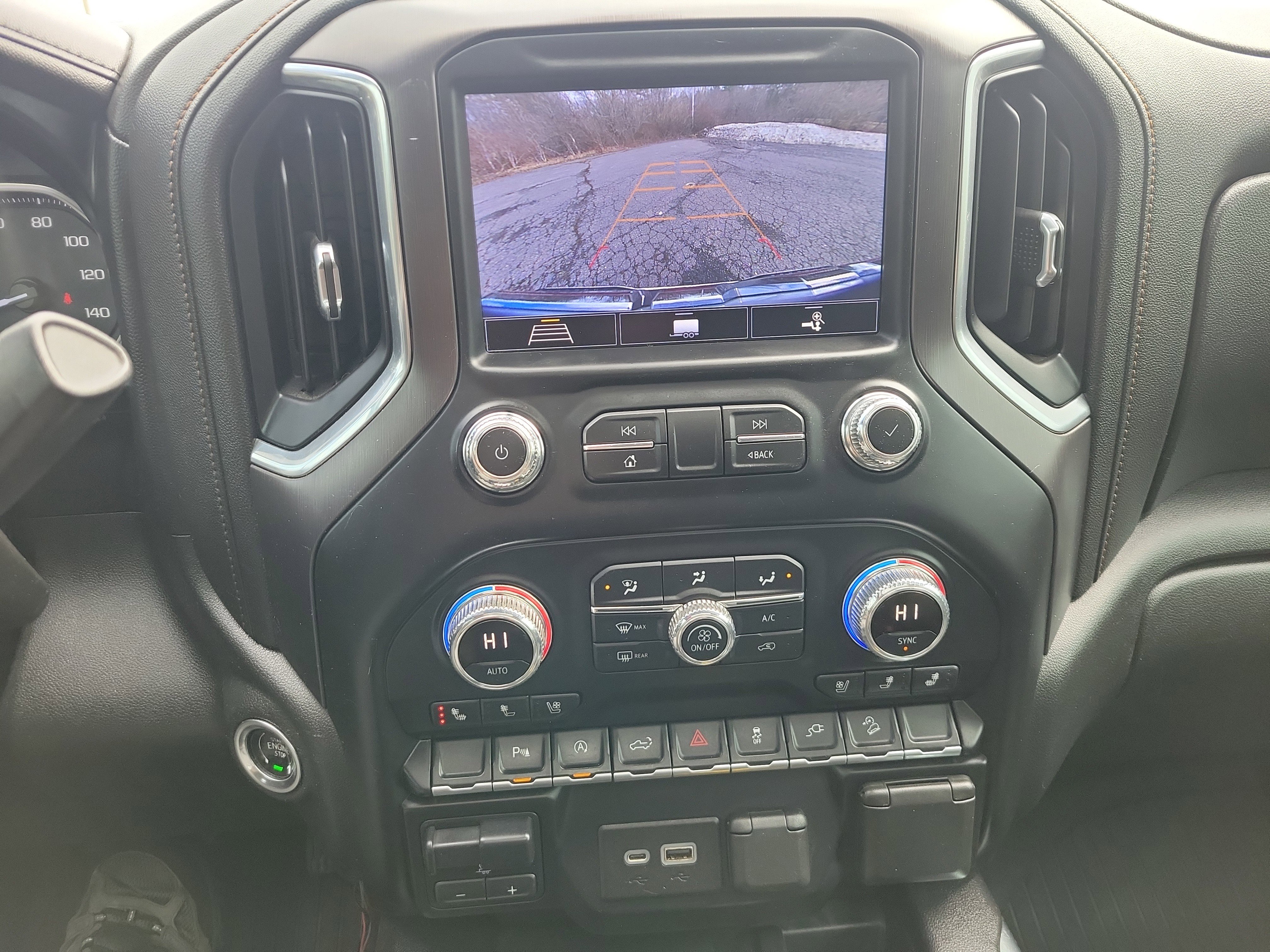 Used 2020 GMC Sierra 1500 AT4 w/ AT4 Preferred Package AWD/4WD image 26
