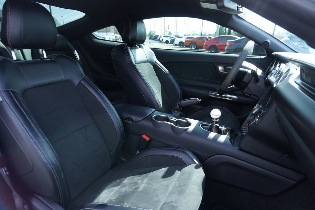 Used 2017 Ford Mustang Shelby GT350 image 39