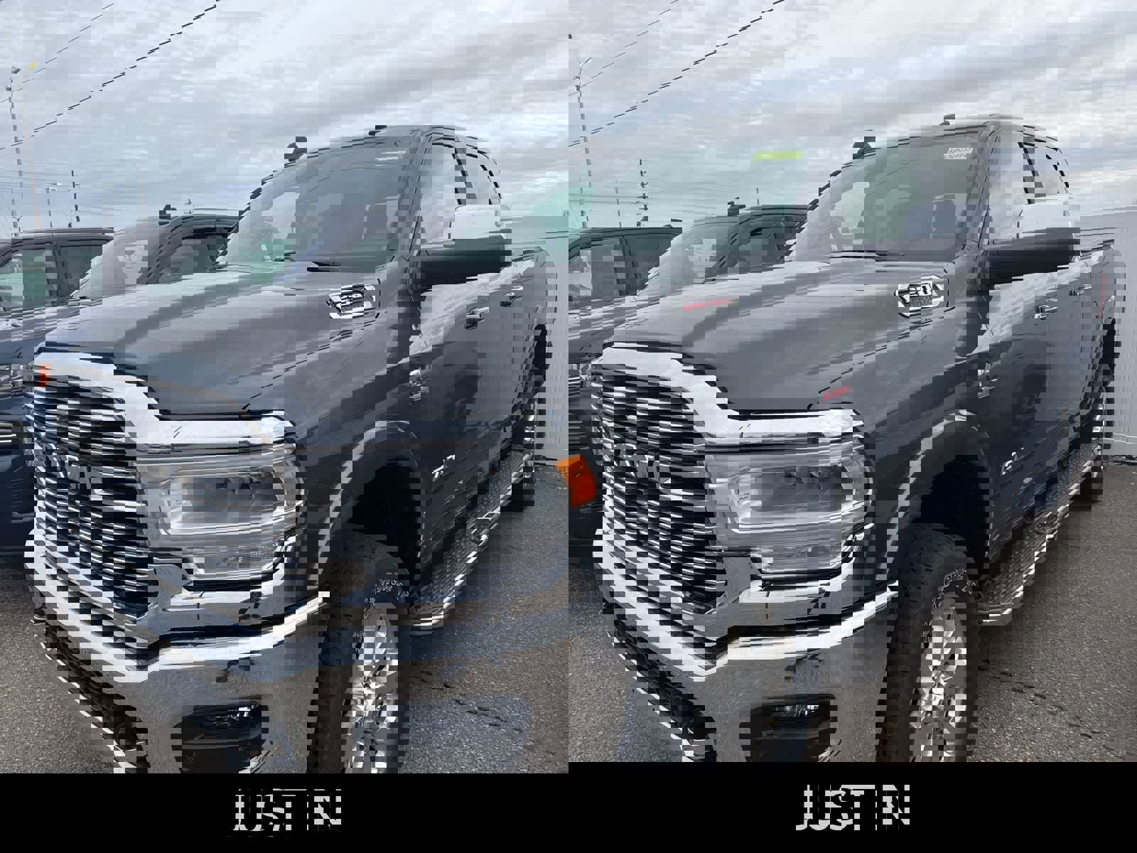 Used 2022 RAM 2500 Laramie w/ Chrome Appearance Group image 2