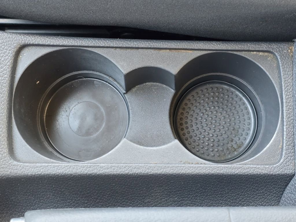 Used 2008 Volkswagen Rabbit S image 13