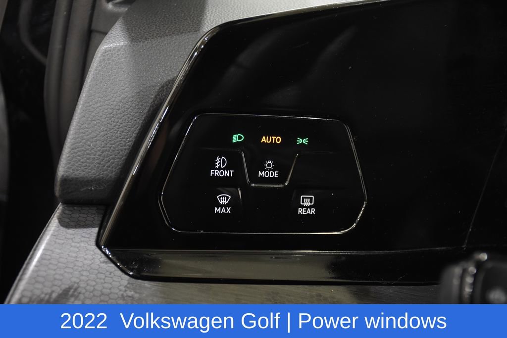 Used 2022 Volkswagen GTI SE image 9