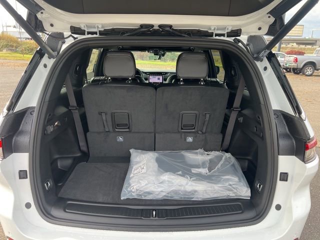 New 2025 Jeep Grand Cherokee L Limited w/ Luxury Tech Group II image 11