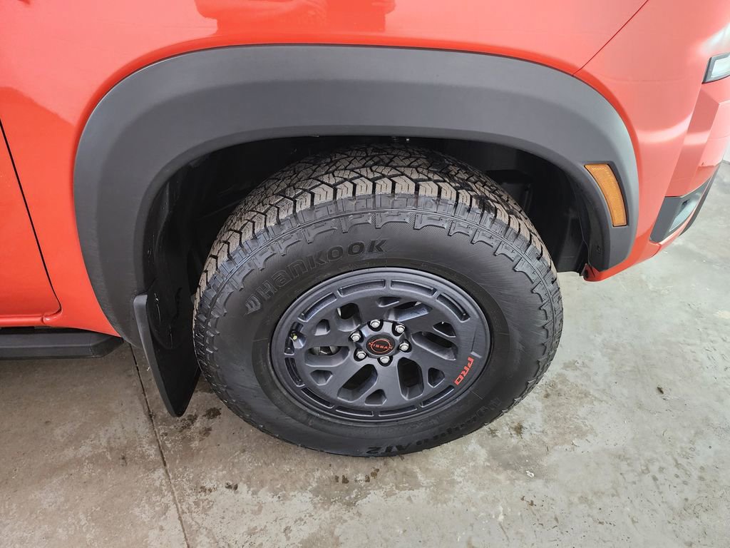 Used 2025 Nissan Frontier PRO-4X w/ Pro Convenience Package image 40