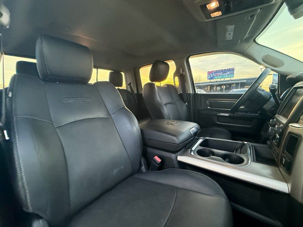 Used 2016 RAM 2500 Laramie w/ Convenience Group image 25