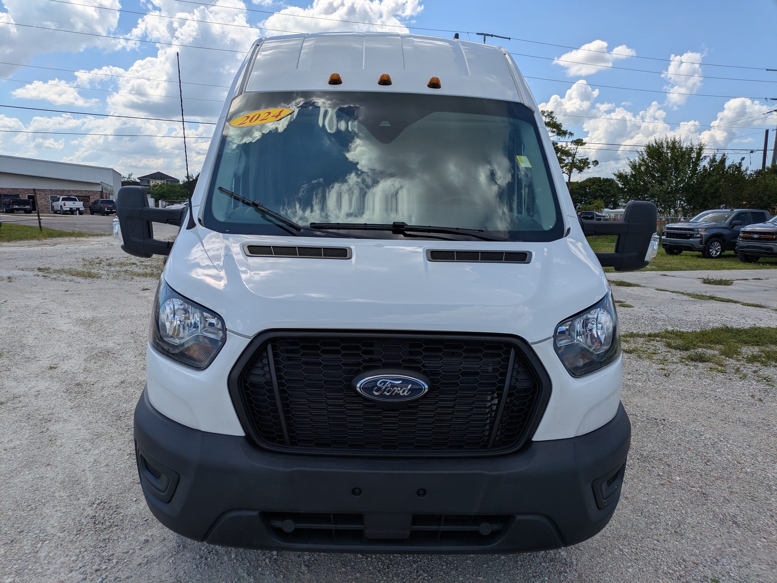 Used 2024 Ford Transit 350 148 High Roof Extended DRW RWD image 9