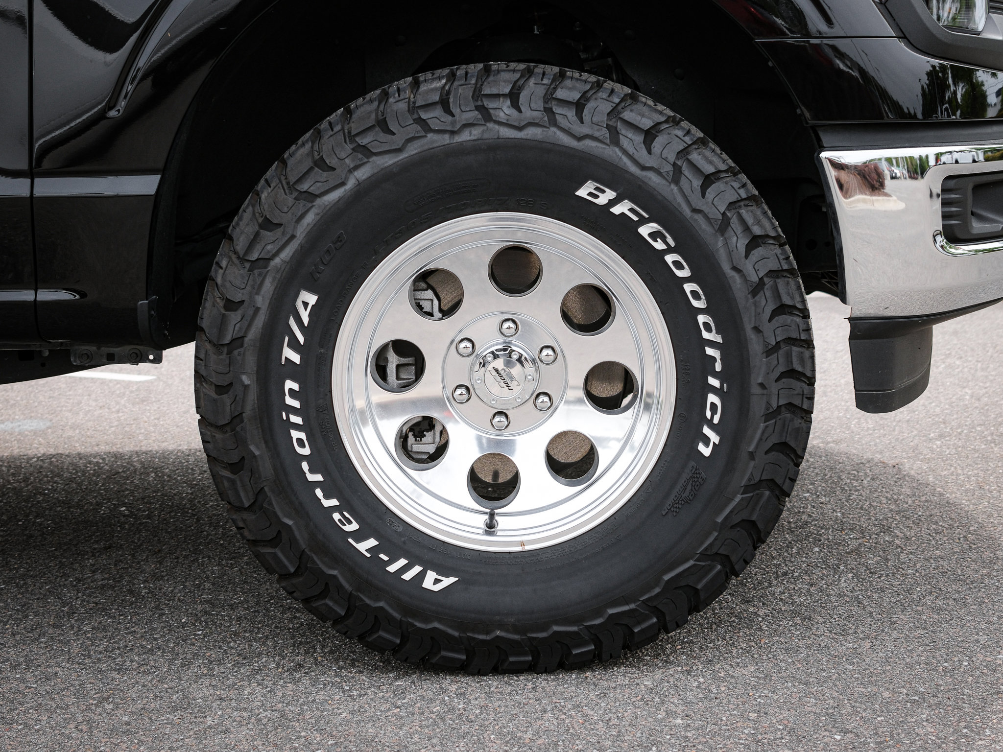 Used 2025 Ford F150 XL w/ Equipment Group 103A High AWD/4WD image 13