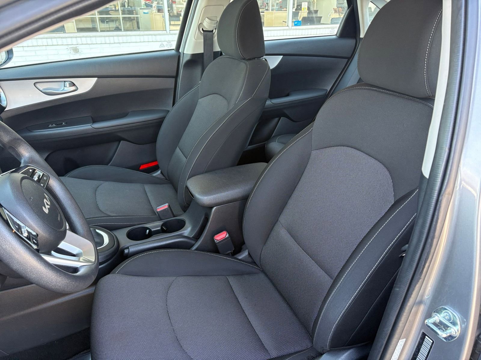 Used 2024 Kia Forte LXS image 34