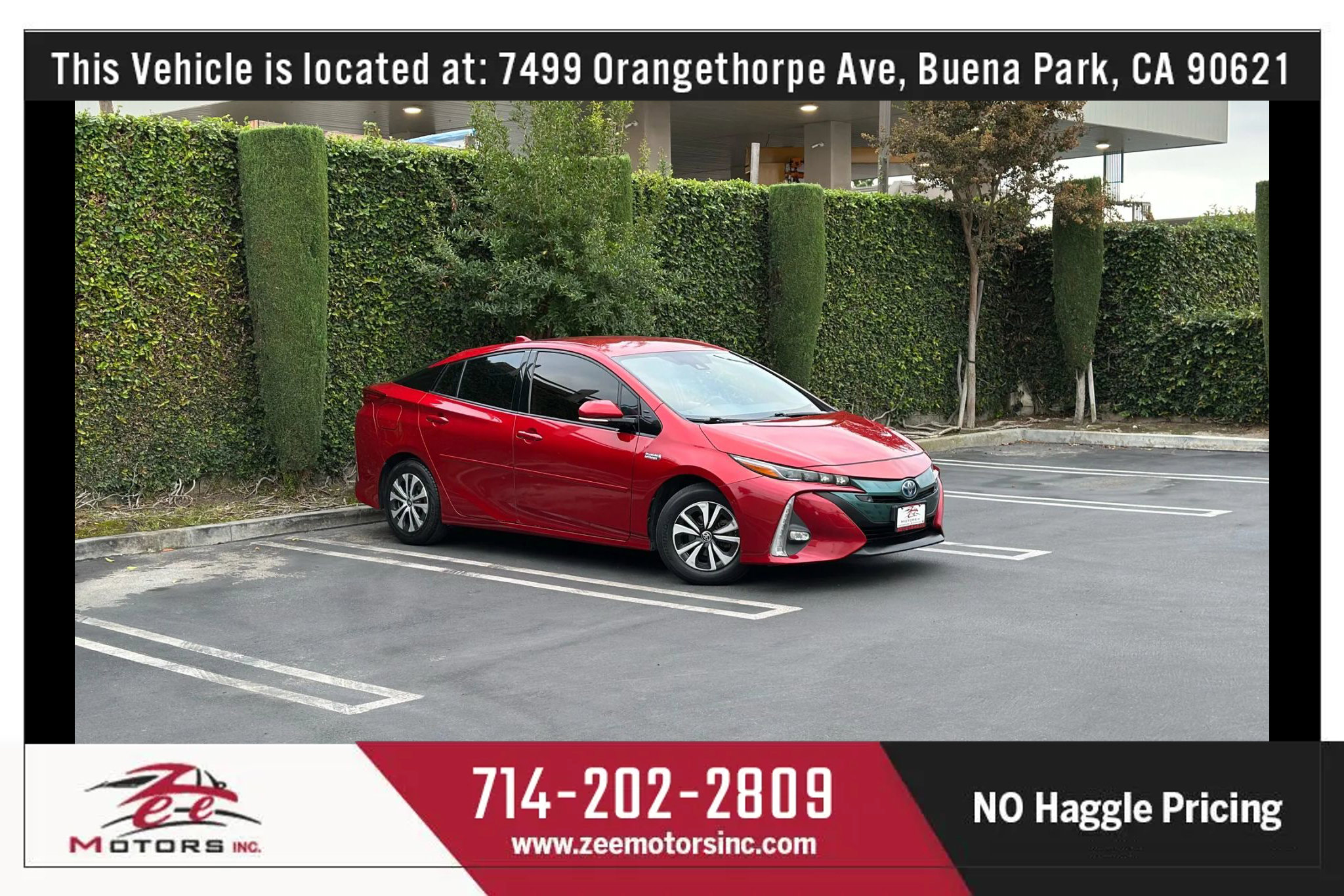 Used 2017 Toyota Prius Prime Advanced image 2