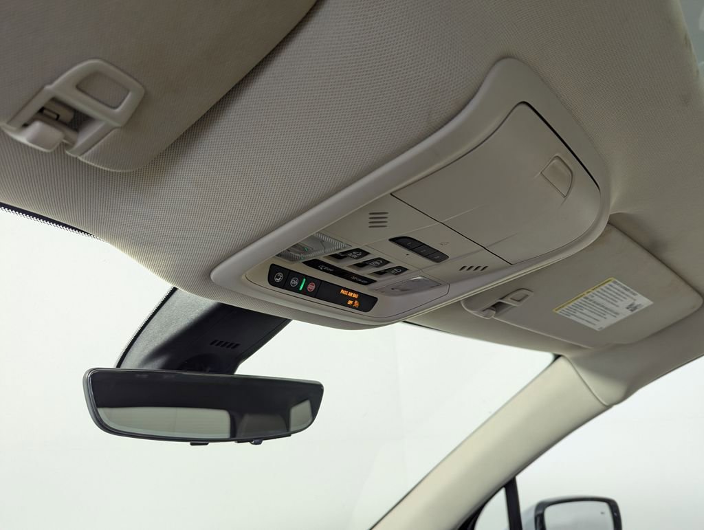 Used 2023 Buick Enclave Avenir w/ Avenir Technology Package image 16