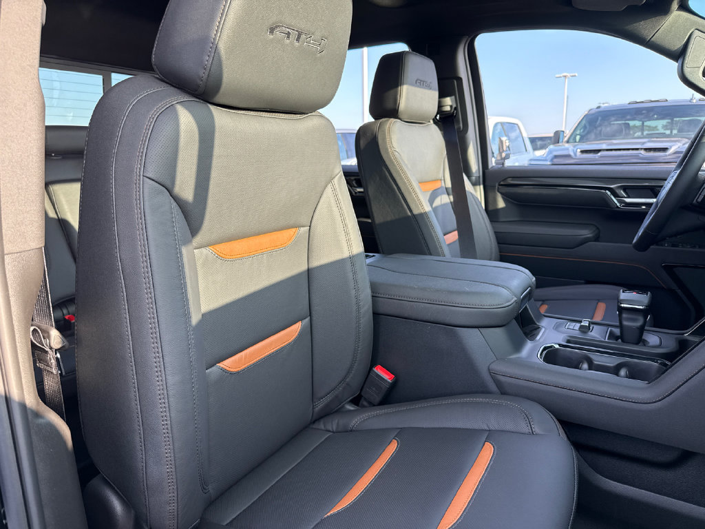 New 2026 GMC Sierra 1500 AT4 w/ AT4 Premium Package AWD/4WD image 36