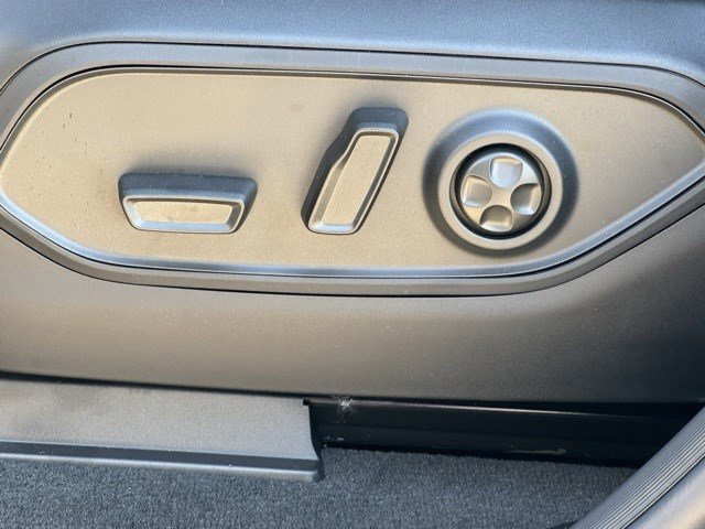 New 2025 Jeep Grand Cherokee Limited image 12