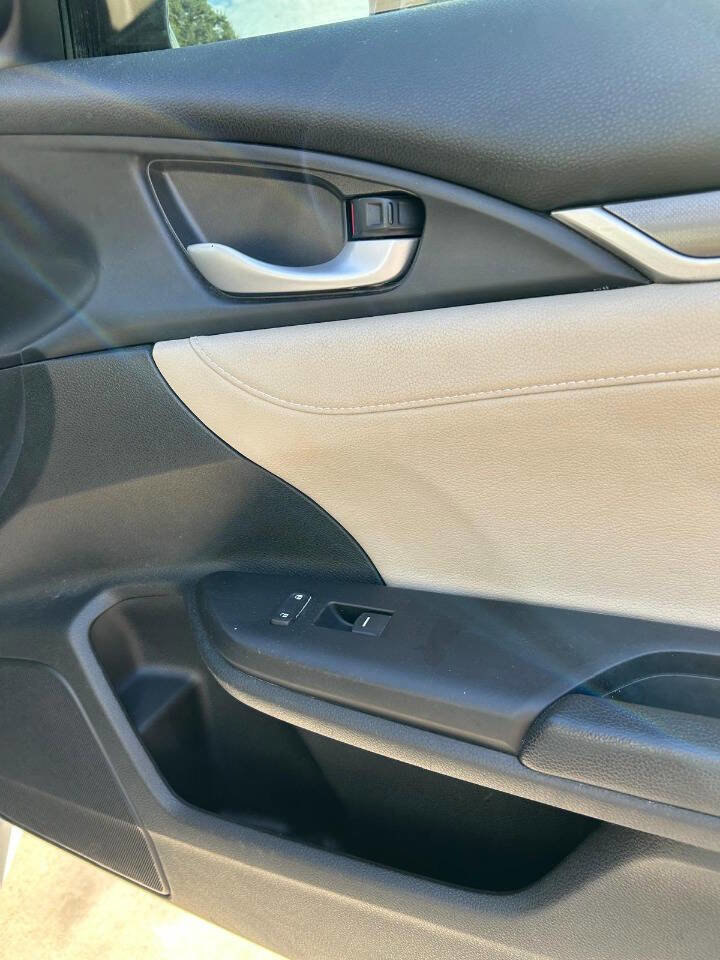 Used 2019 Honda Civic Touring image 26